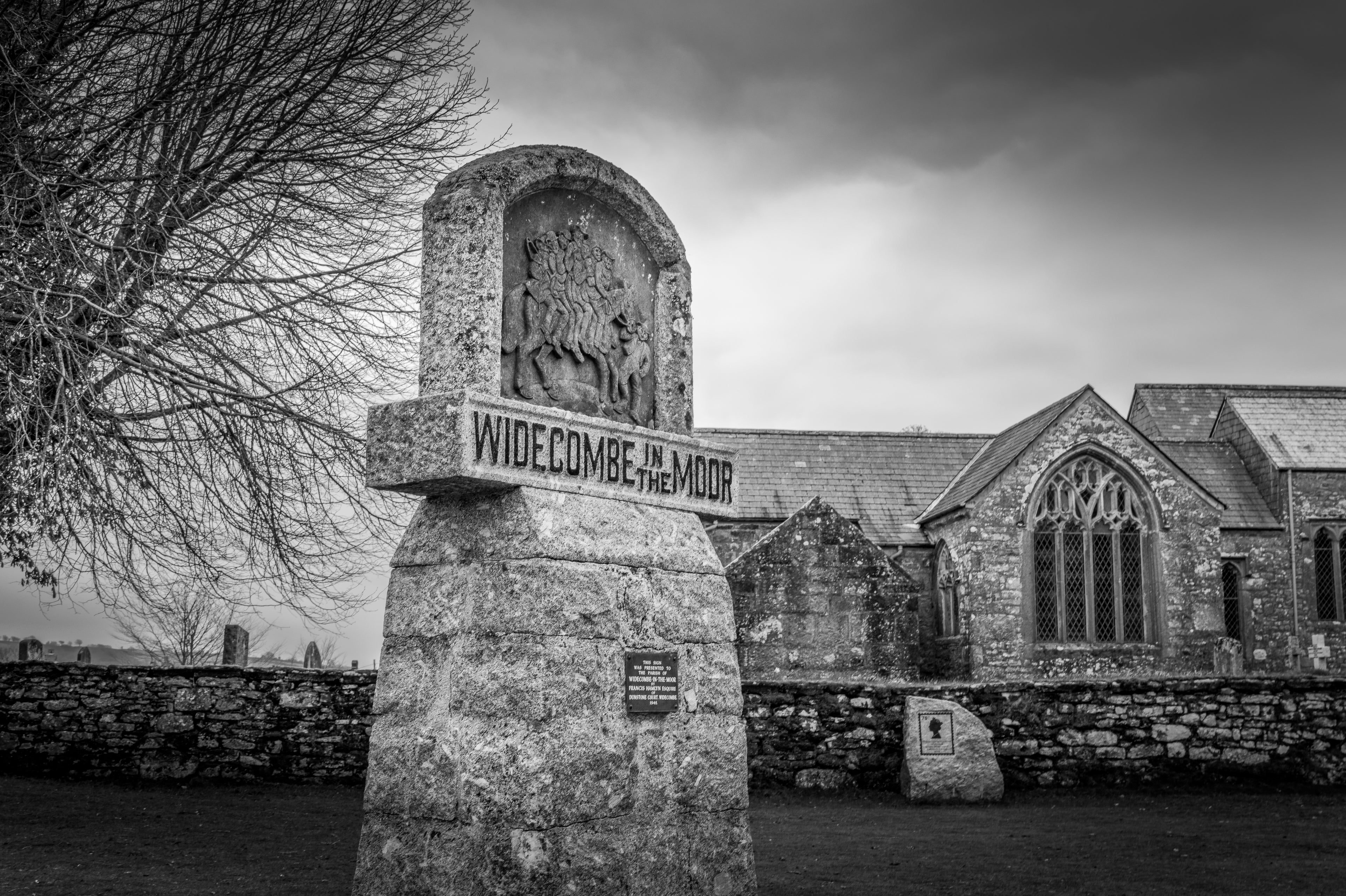 dartmoor-church-historic.jpg