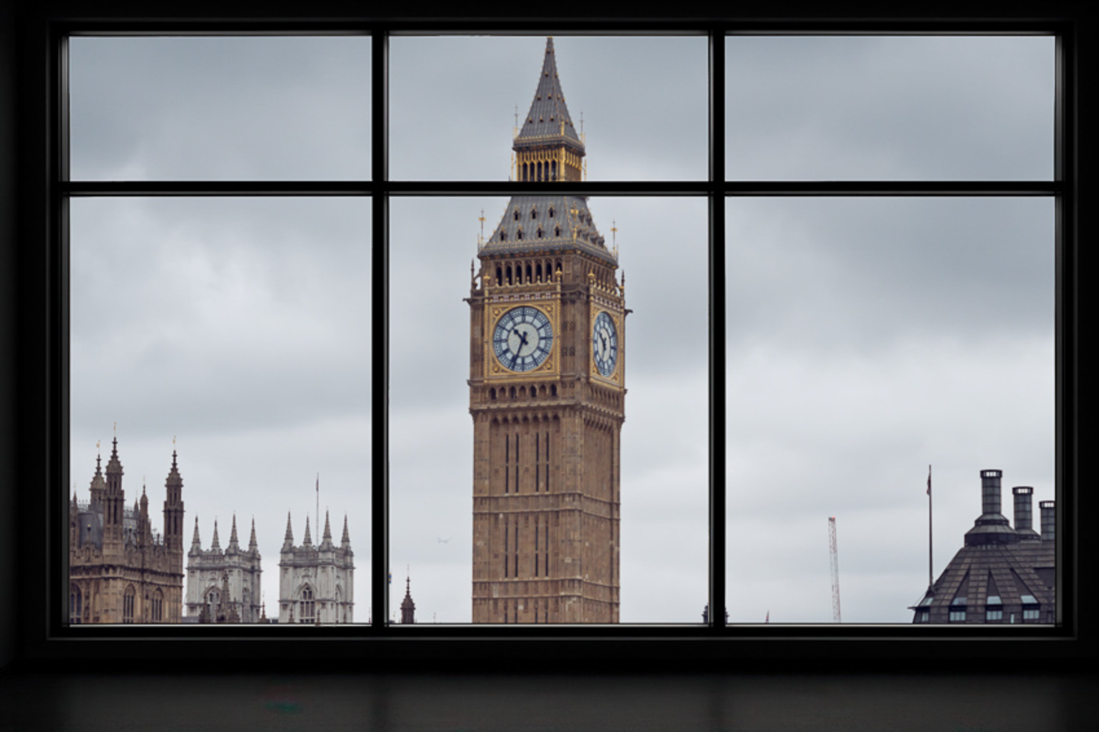 london_big_ben_window_frame.jpg